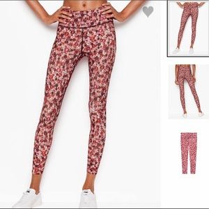 Victoria Sport Printed Pant